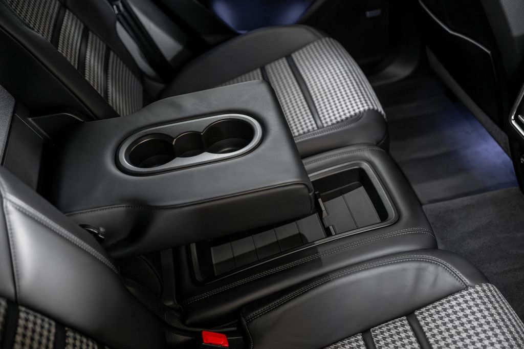 Porsche Cayenne 2022