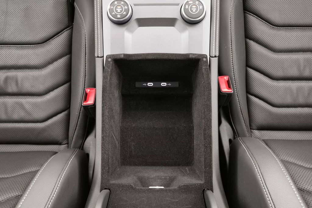 Volkswagen Touareg 2025