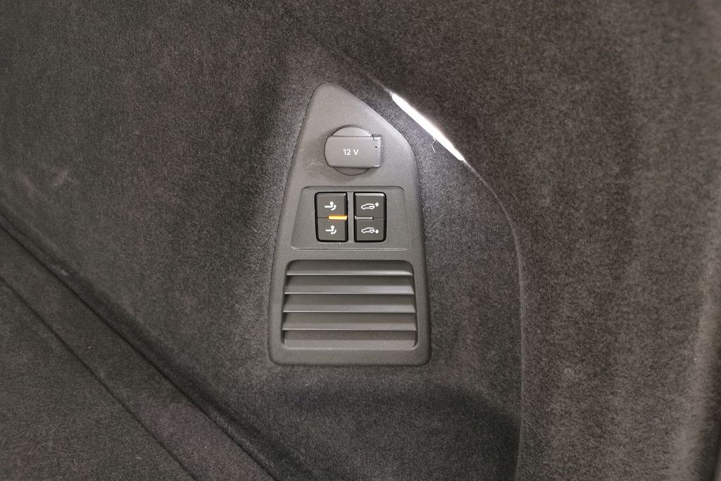 Volkswagen Touareg 2025