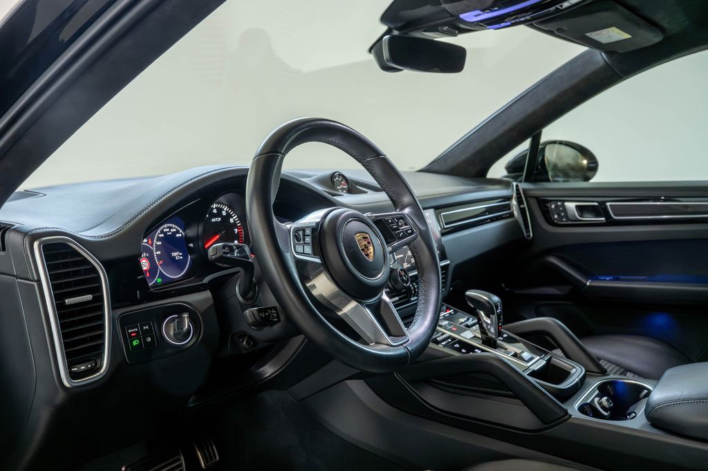 Porsche Cayenne 2022