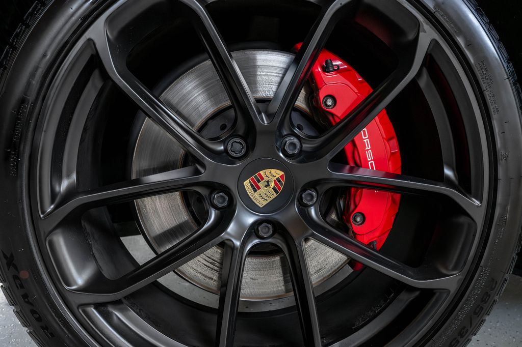 Porsche Cayenne 2022