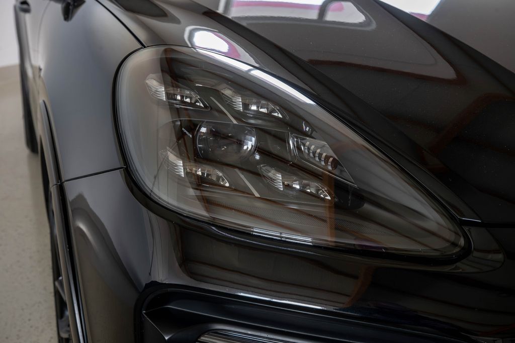 Porsche Cayenne 2022