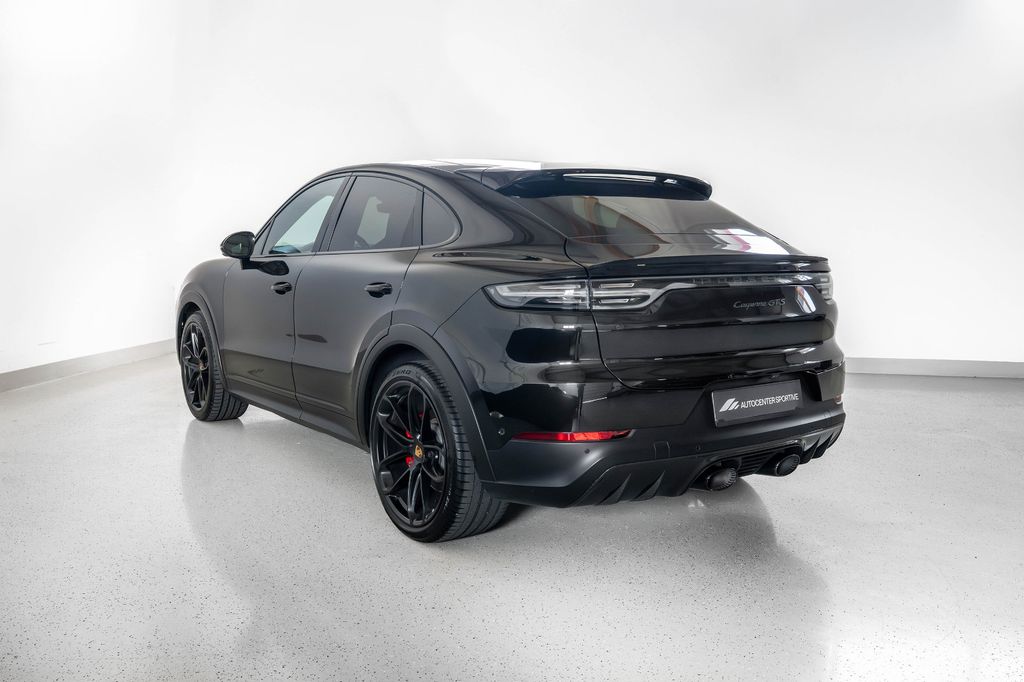 Porsche Cayenne 2022