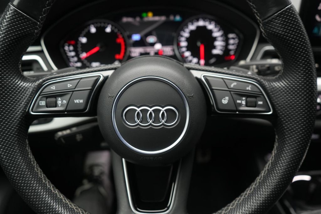 Audi A4 2021