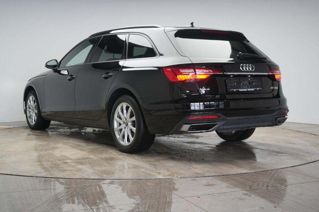 Audi A4 2021