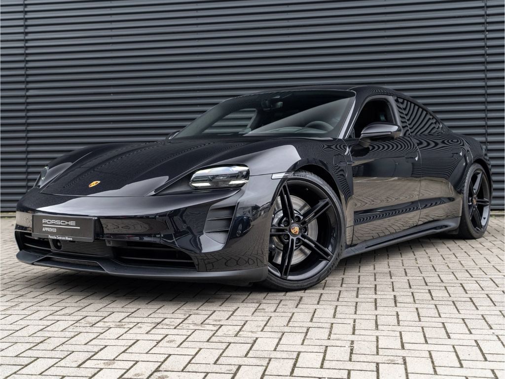 Porsche Taycan 2022