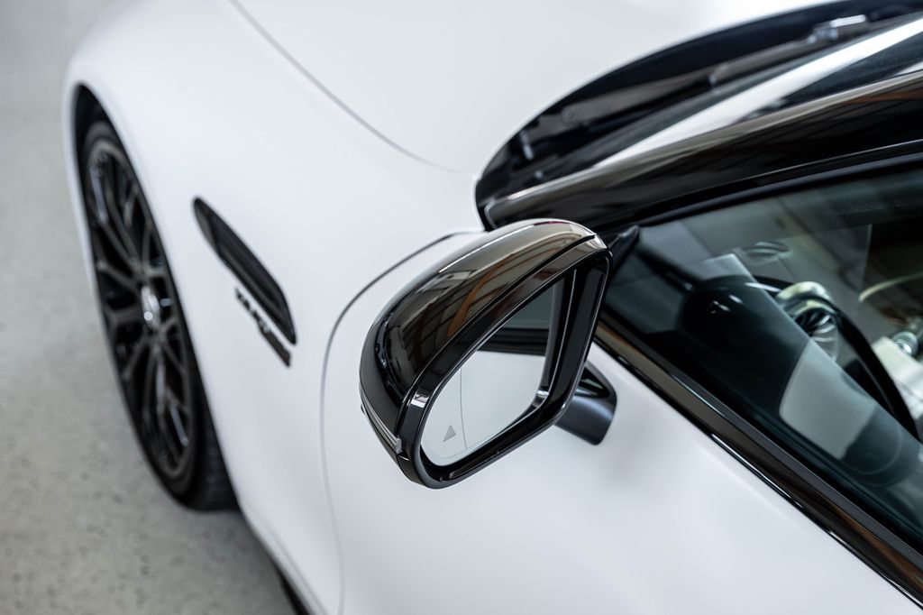 Mercedes-Benz SL 63 AMG 2023