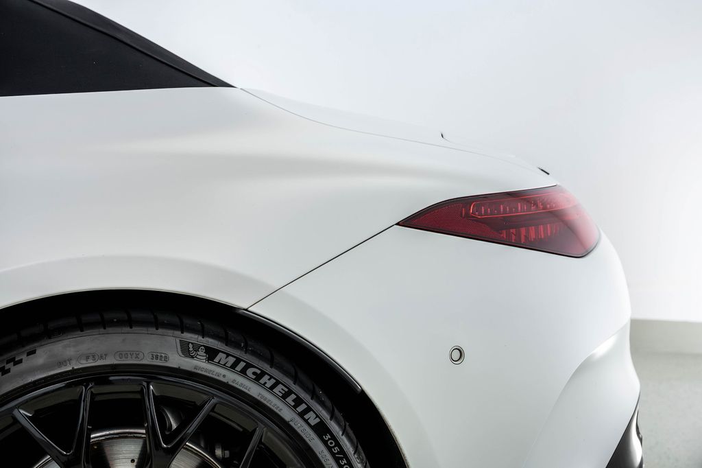 Mercedes-Benz SL 63 AMG 2023