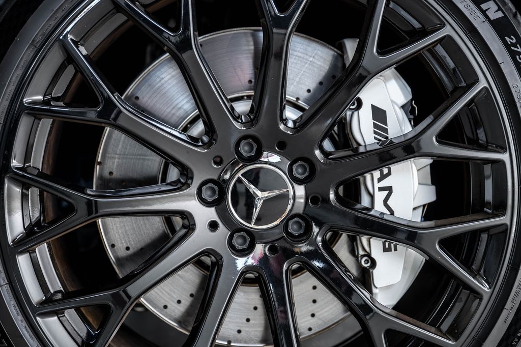 Mercedes-Benz SL 63 AMG 2023