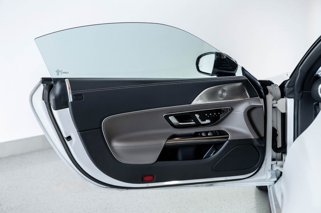 Mercedes-Benz SL 63 AMG 2023