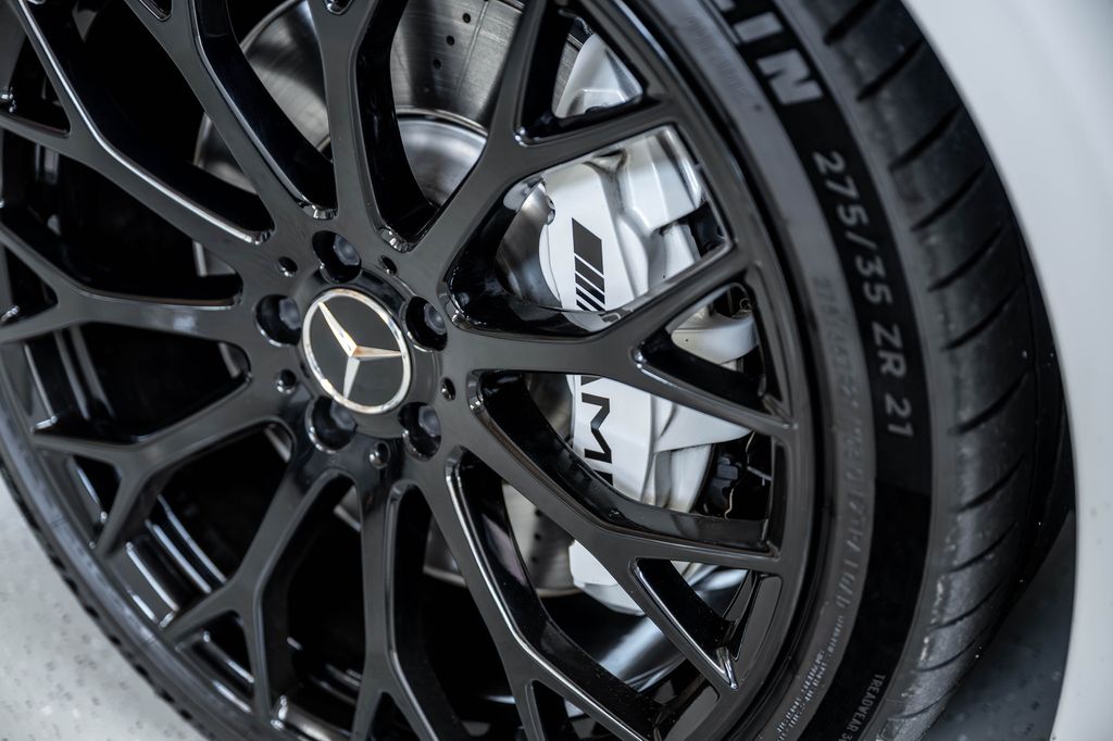 Mercedes-Benz SL 63 AMG 2023