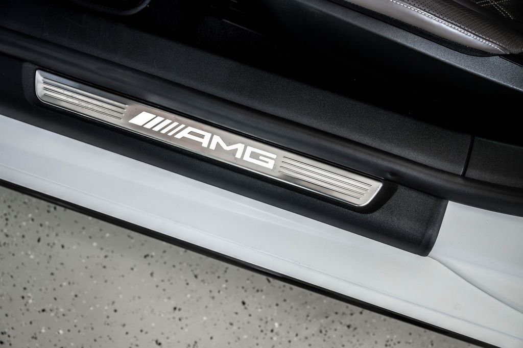 Mercedes-Benz SL 63 AMG 2023