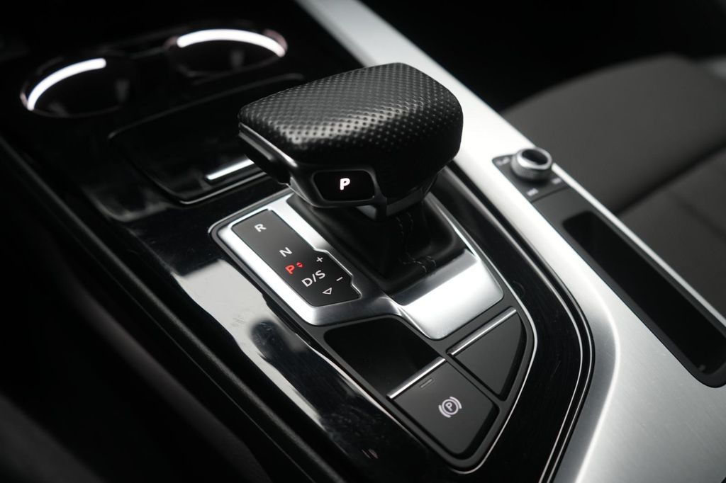 Audi A4 2021