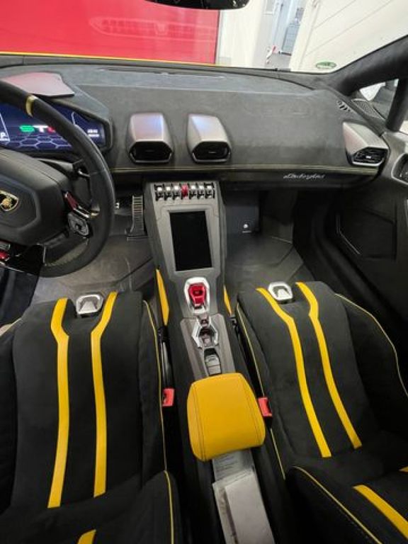 Lamborghini Other 2022