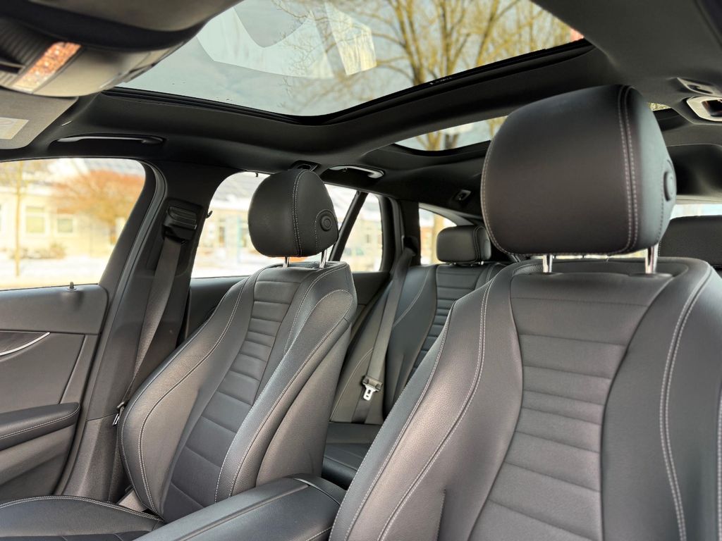Mercedes-Benz E 300 2021