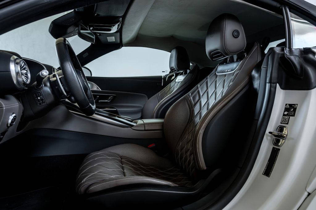 Mercedes-Benz SL 63 AMG 2023