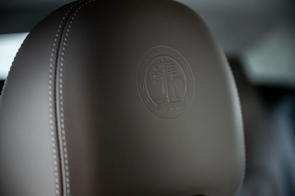 Mercedes-Benz SL 63 AMG 2023