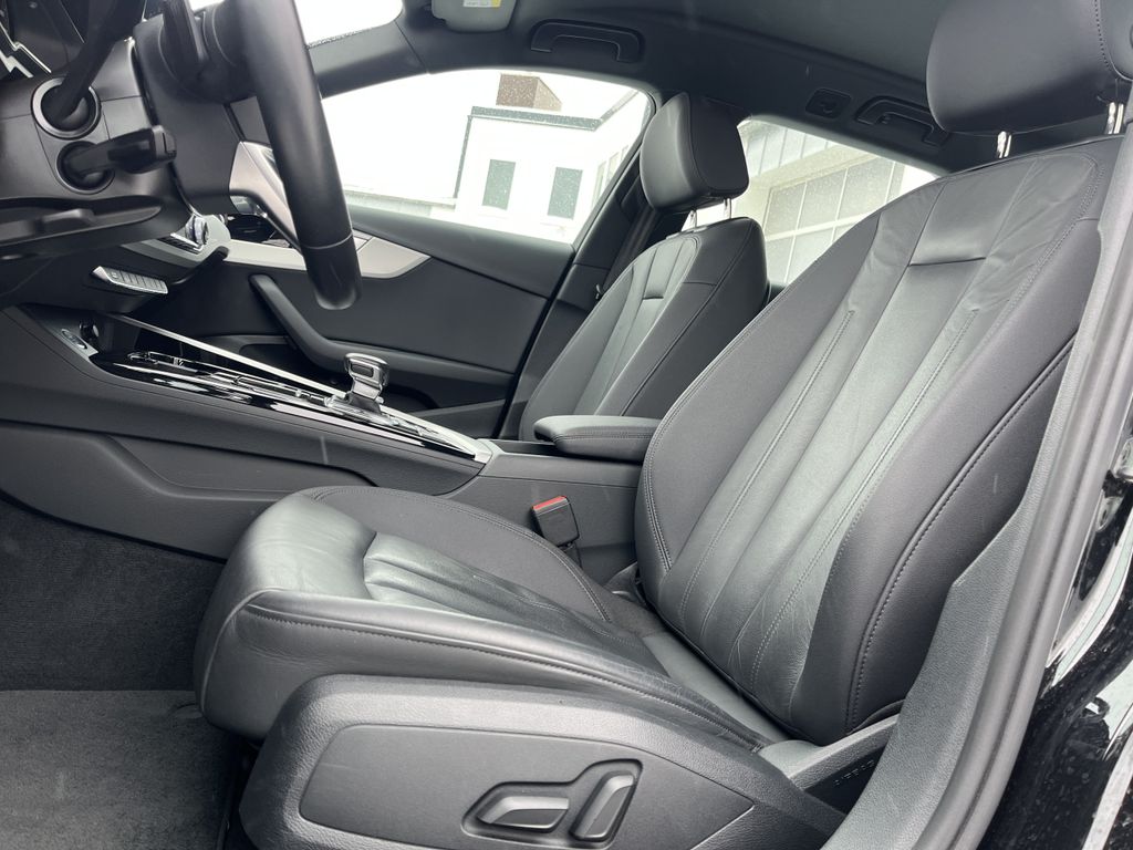 Audi A4 2022