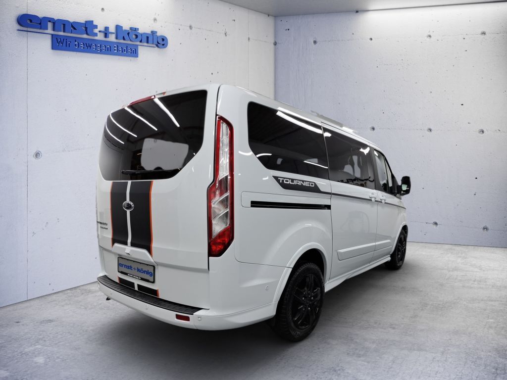 Ford Tourneo Custom 2021