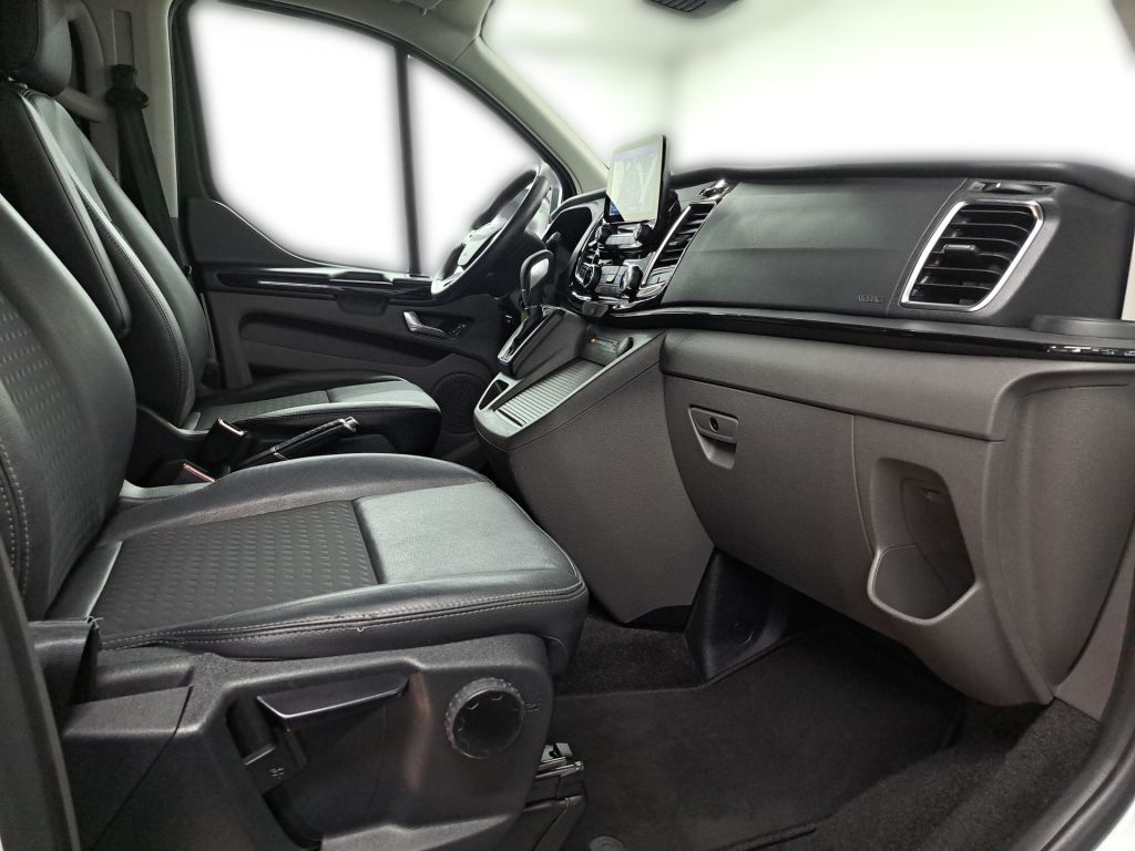 Ford Tourneo Custom 2021