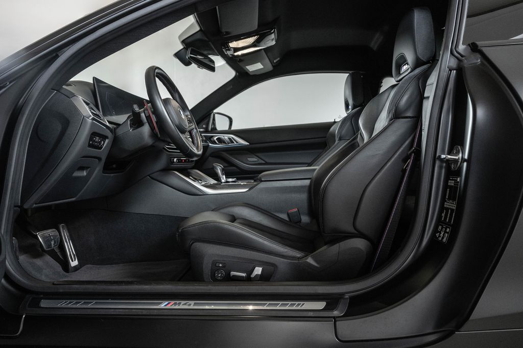 BMW M4 2023