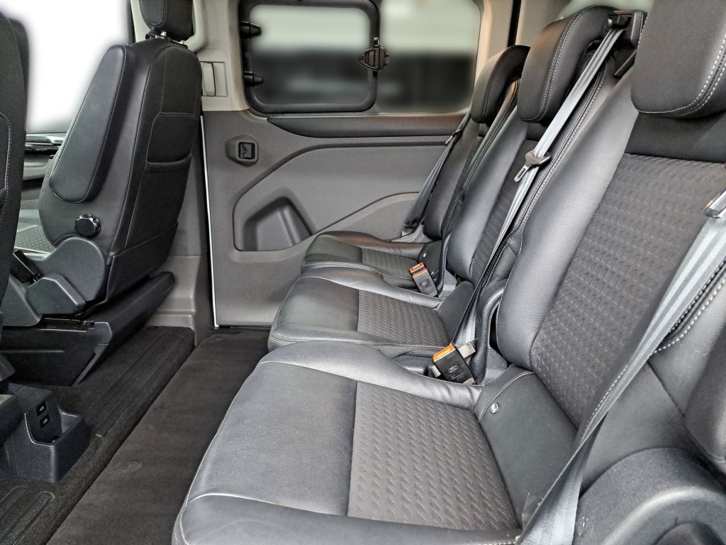 Ford Tourneo Custom 2021