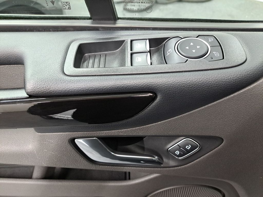 Ford Tourneo Custom 2021