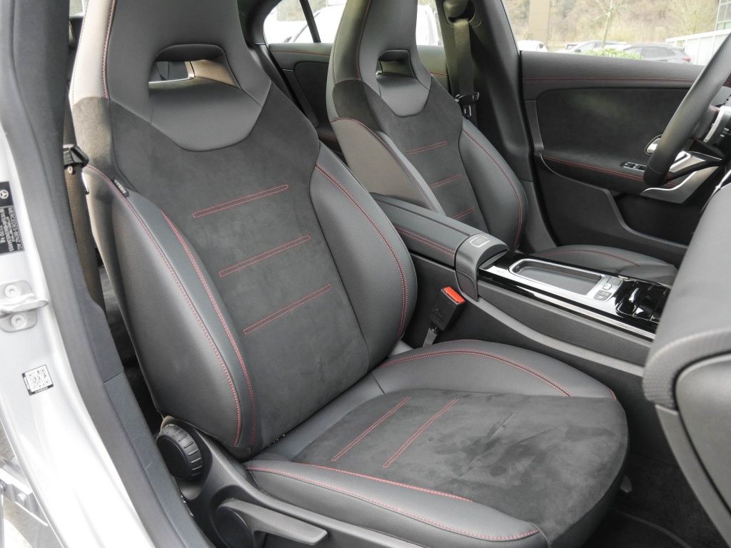 Mercedes-Benz CLA 250 2024