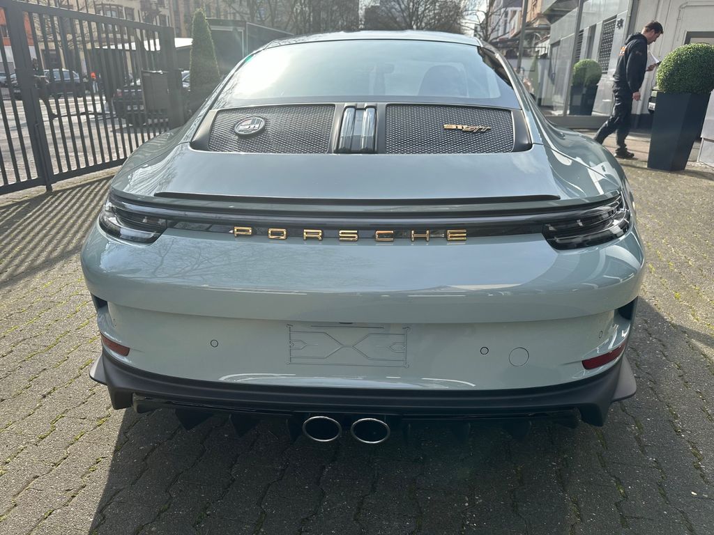Porsche 992 2025