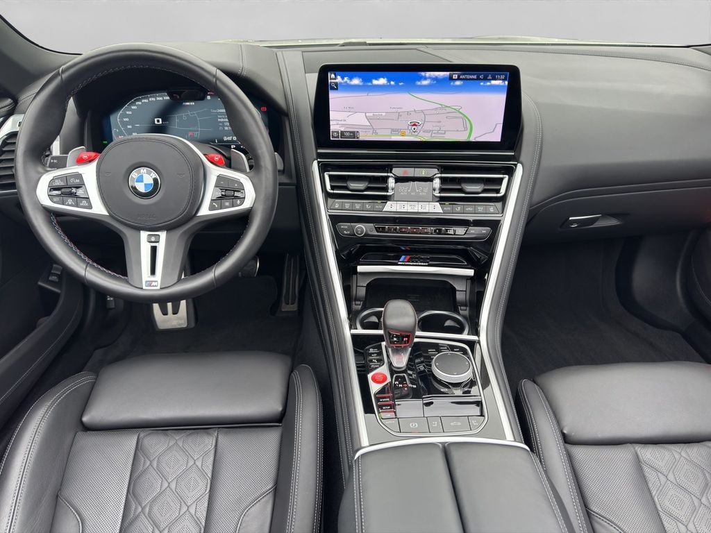 BMW M8 2025