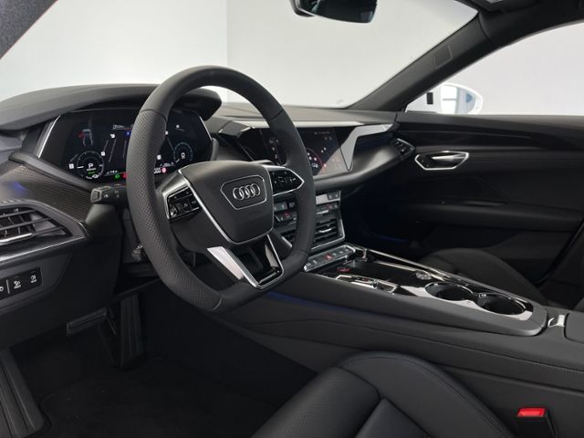 Audi e-tron GT 2024