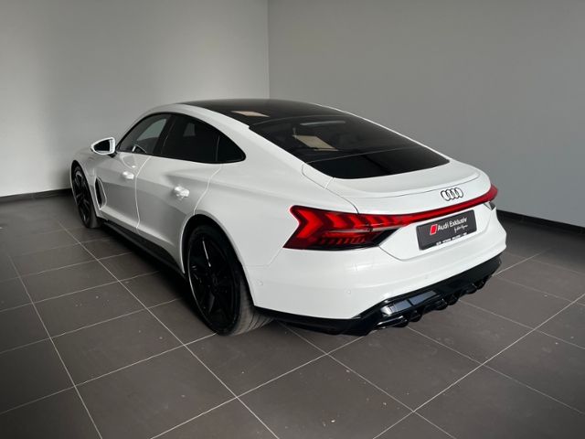 Audi e-tron GT 2024