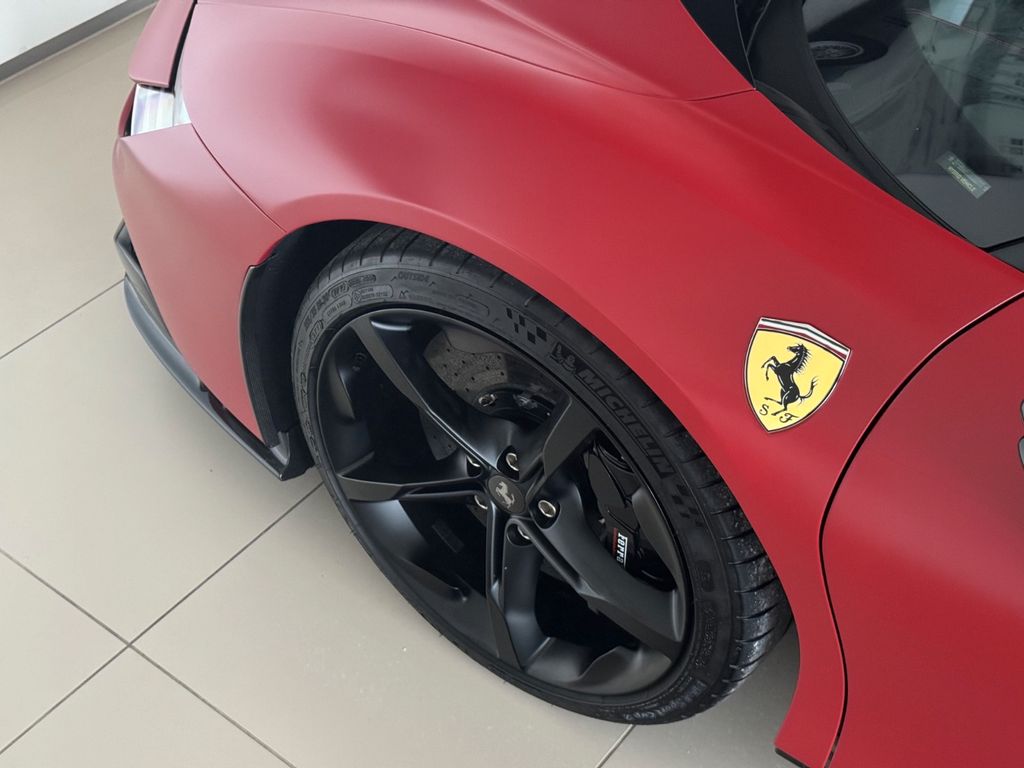Ferrari SF90 2024
