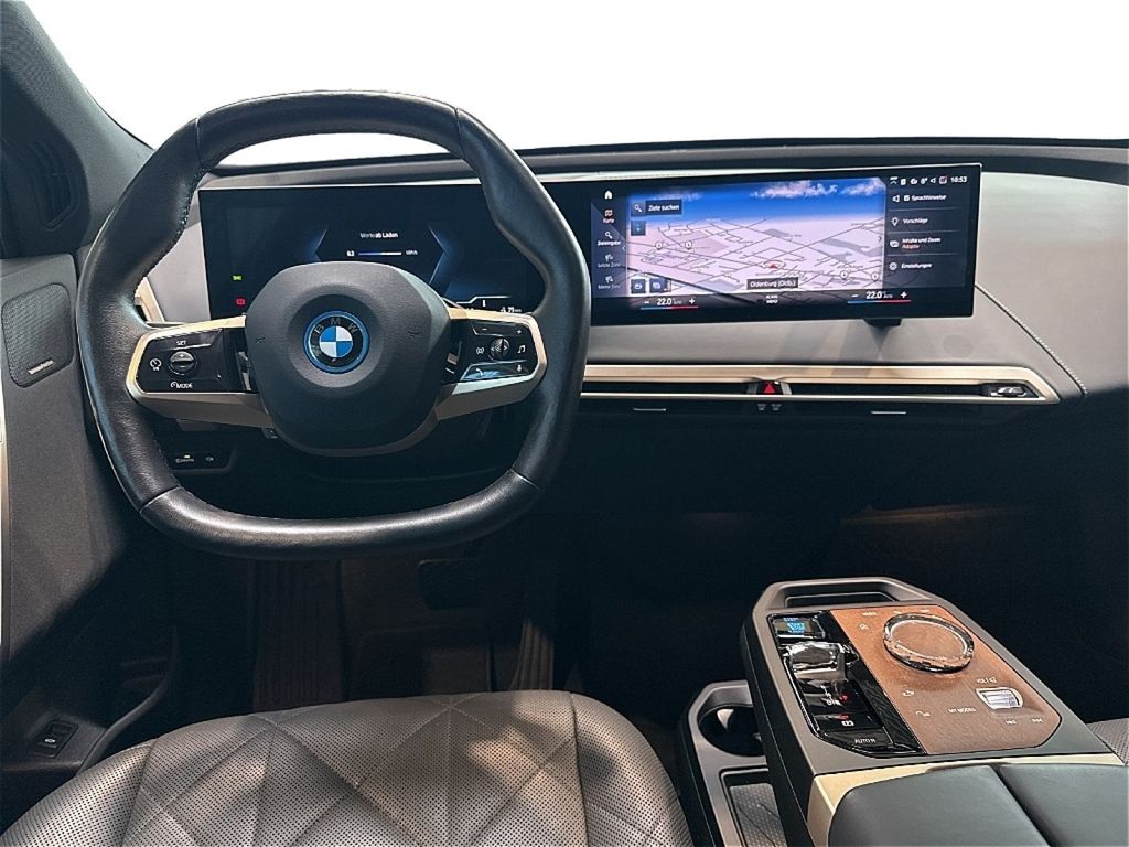 BMW iX 2022