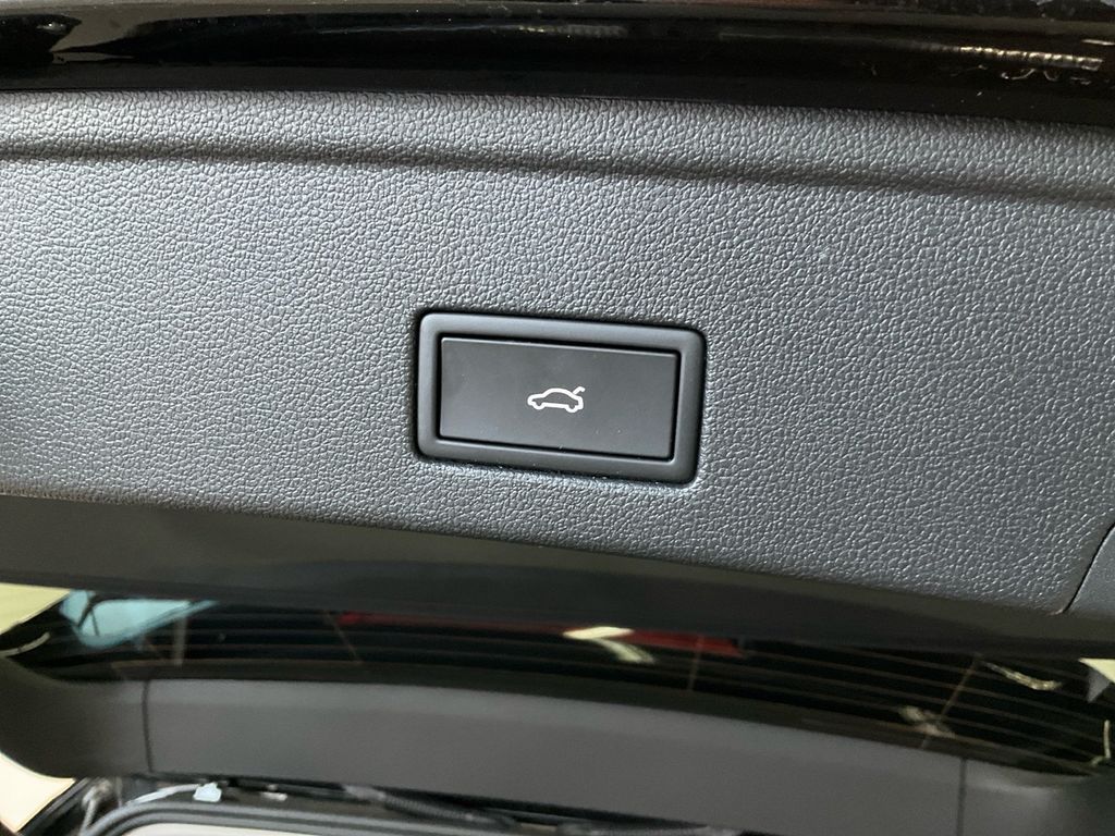 Volkswagen Touareg 2025