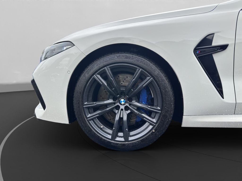 BMW M8 2025