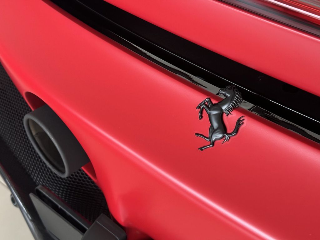 Ferrari SF90 2024