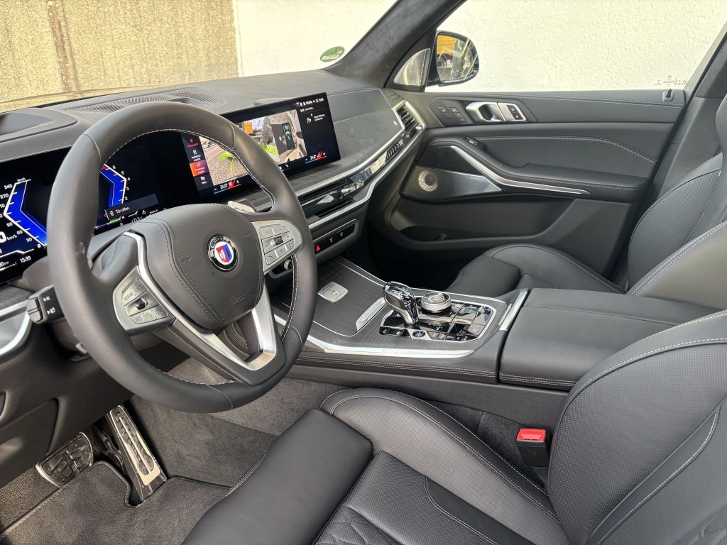 ALPINA XB7 2025