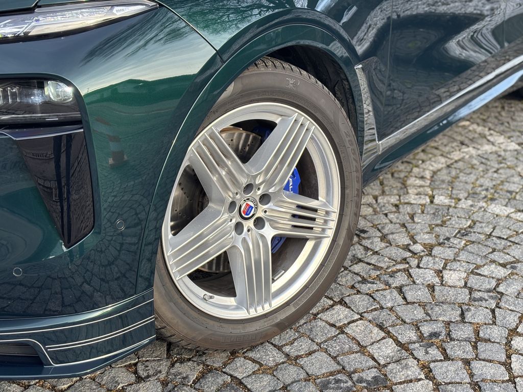 ALPINA XB7 2025