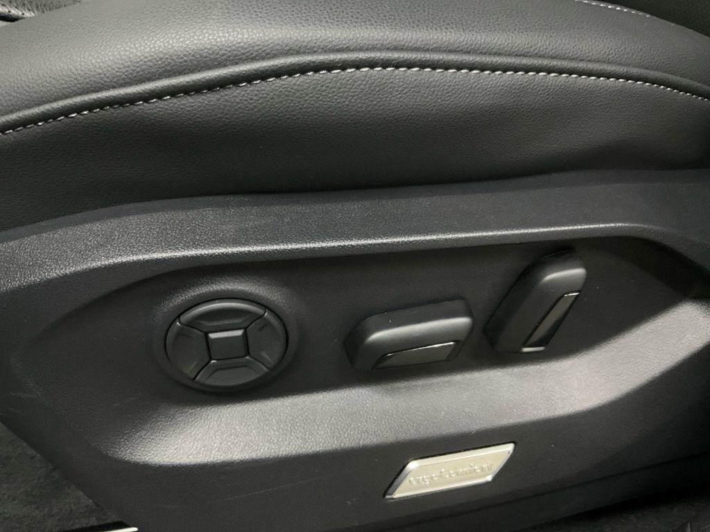 Volkswagen Touareg 2025