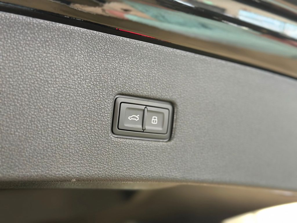 Audi RSQ8 2024