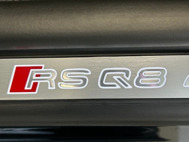 Audi RSQ8 2025
