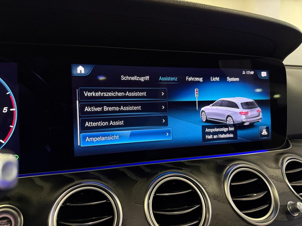 Mercedes-Benz E 220 2021