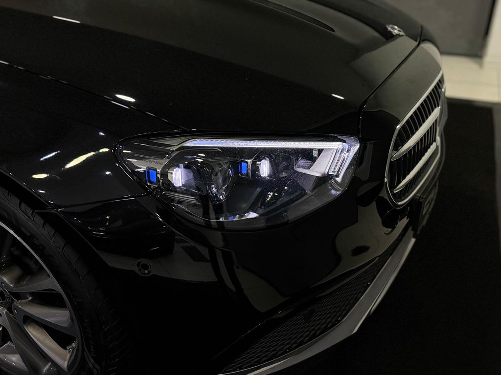 Mercedes-Benz E 220 2021