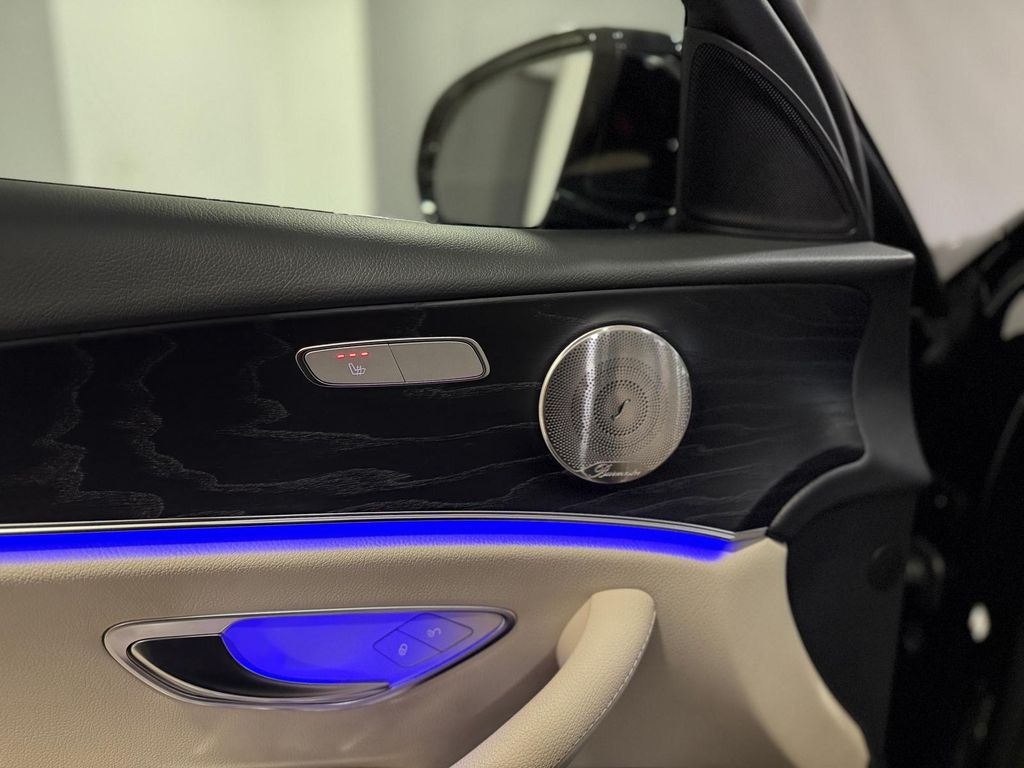 Mercedes-Benz E 220 2021