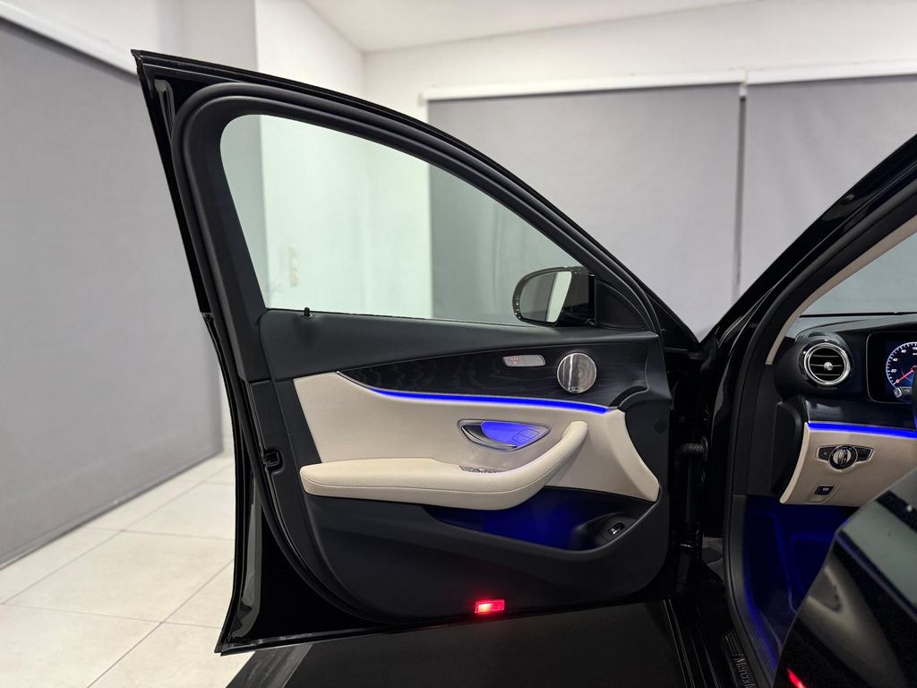 Mercedes-Benz E 220 2021