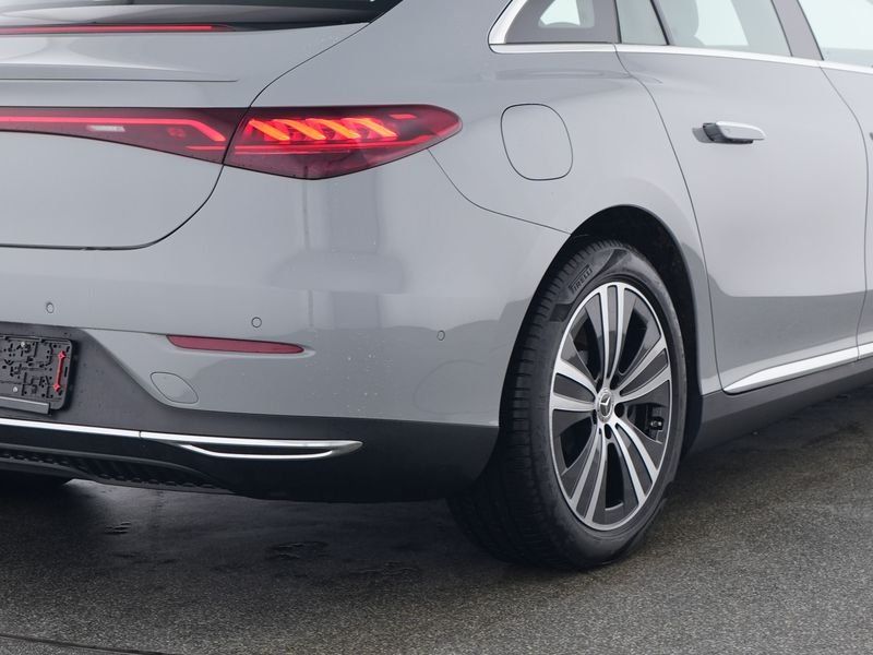 Mercedes-Benz EQE 2024