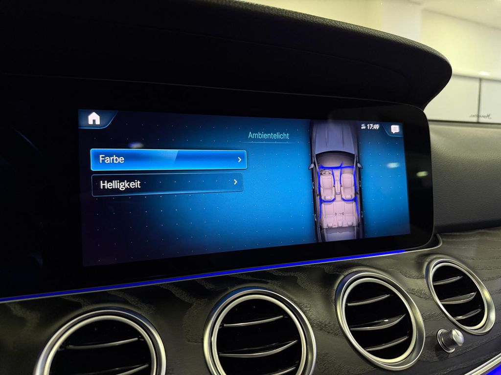 Mercedes-Benz E 220 2021