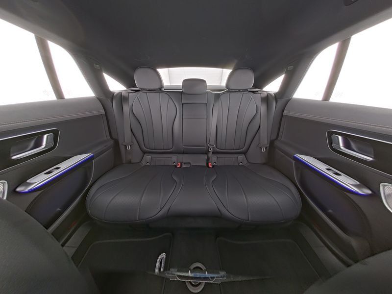 Mercedes-Benz EQE 2024