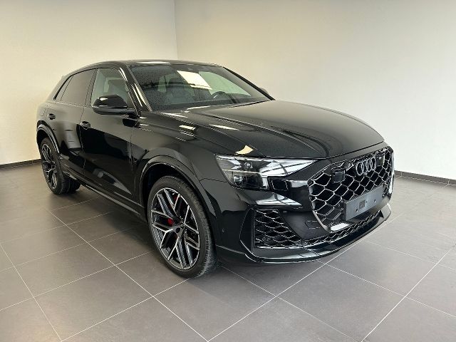 Audi RSQ8 2025